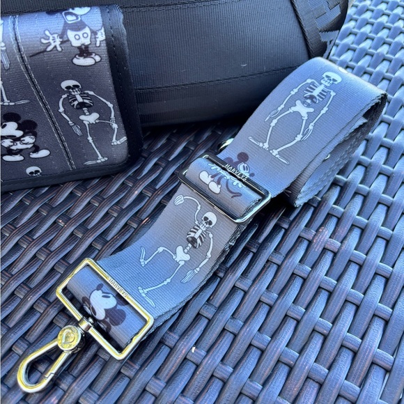 Harveys x Disney Spooky Mickey Bundle of Fun VEUC - Picture 3 of 8